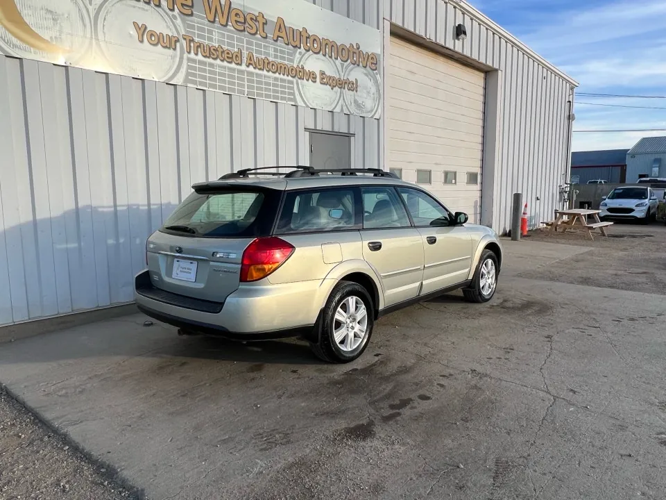Subaru Outback 2005 photo 5