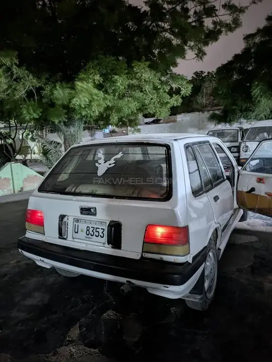 Suzuki Khyber