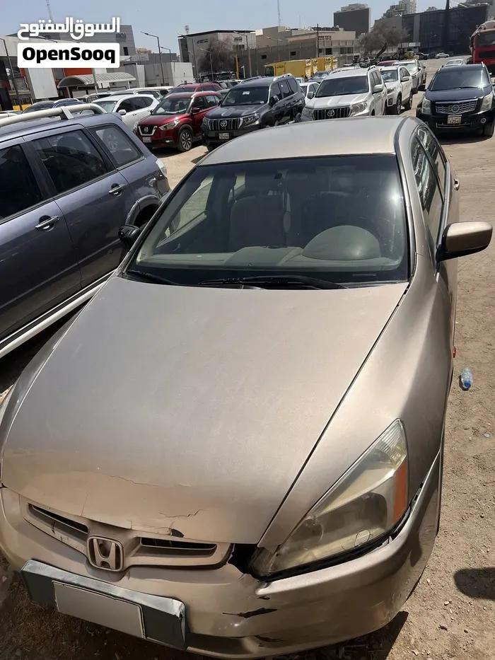 Honda Accord 2004 photo 4