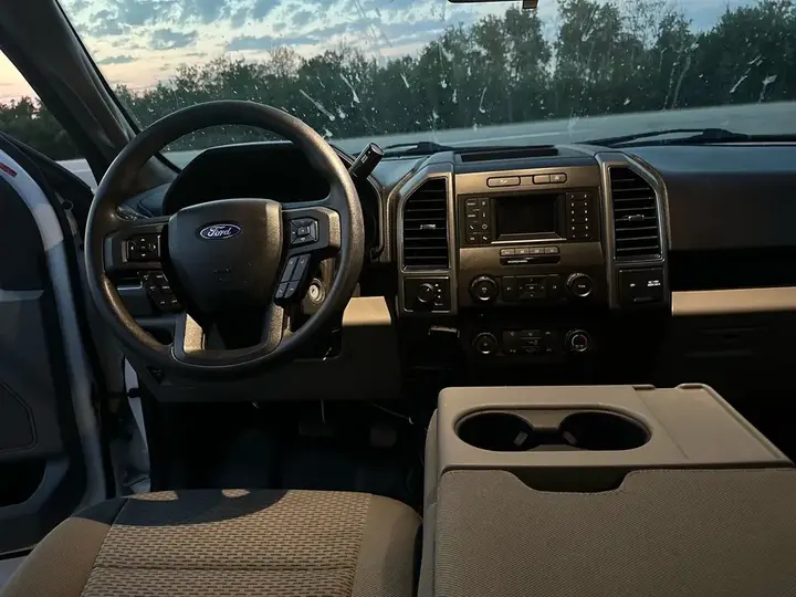 Ford F-150 2018 photo 2