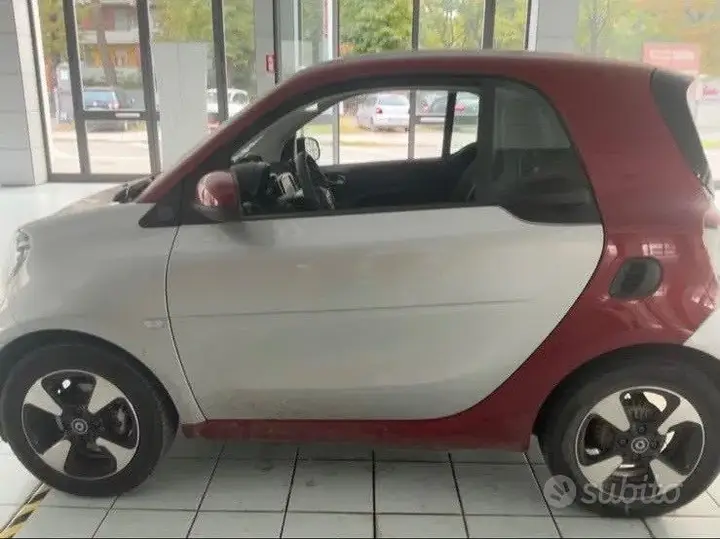 Smart Fortwo 2023 photo 2