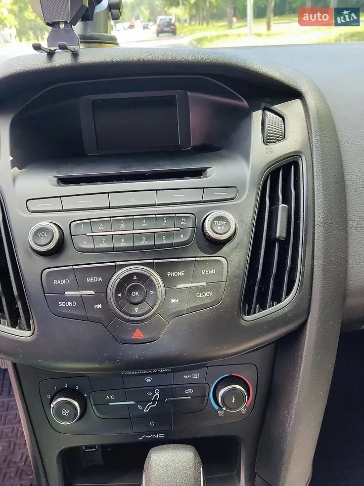 Ford Focus 2017 photo 3