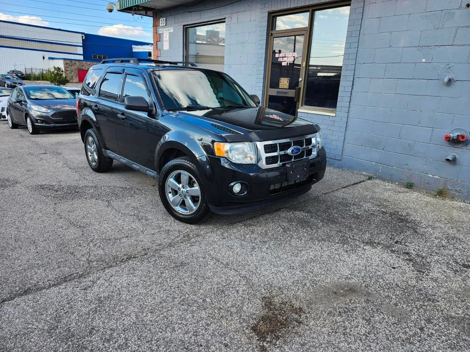 Ford Escape 2011 photo 3