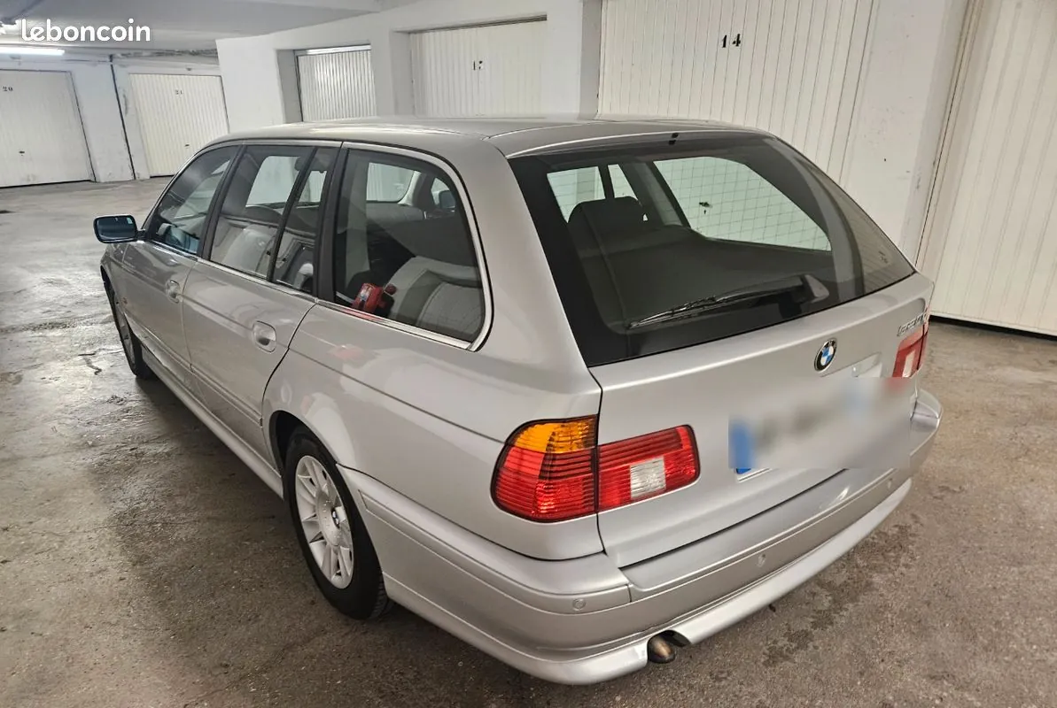 BMW Série 5 2002 photo 2