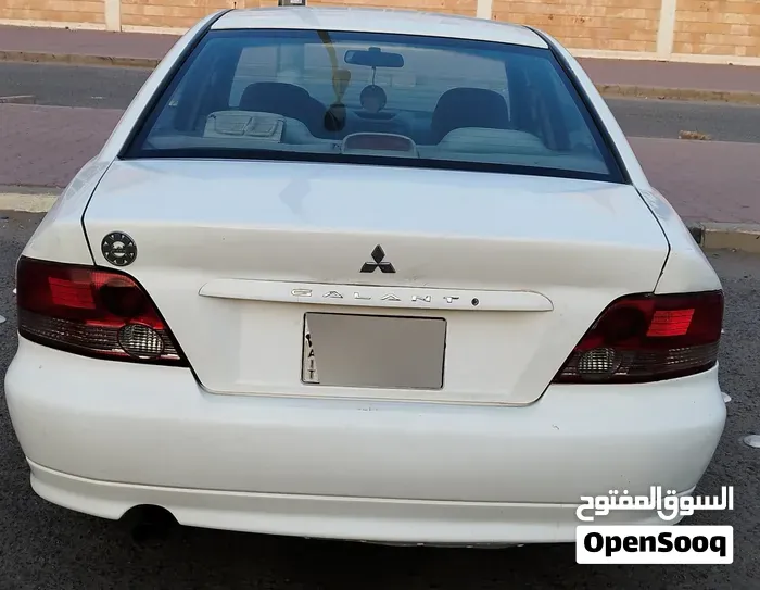 Mitsubishi Galant