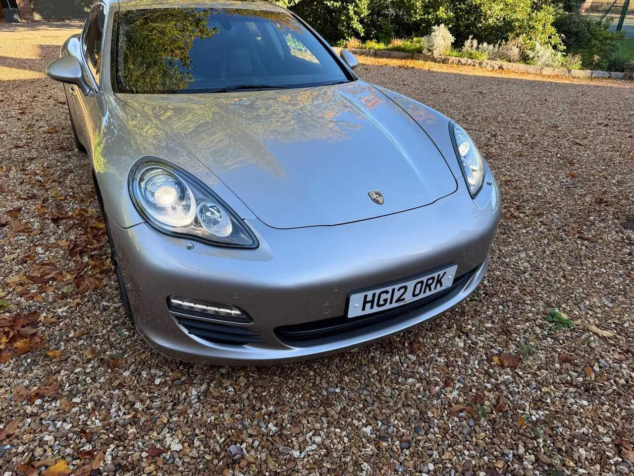 Porsche Panamera 2012 photo 4