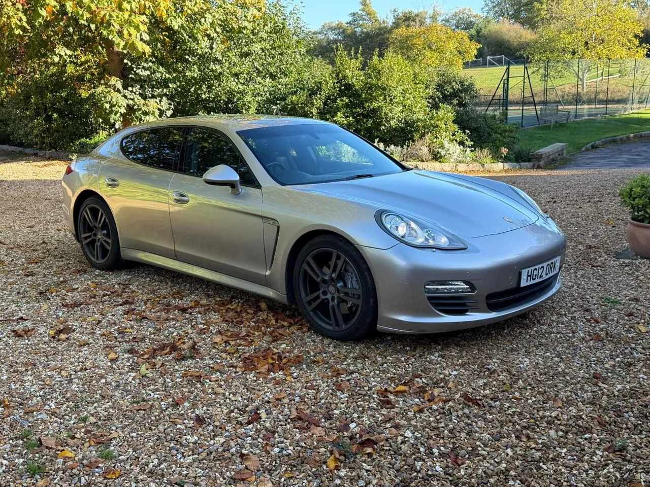 Porsche Panamera 2012 photo 3