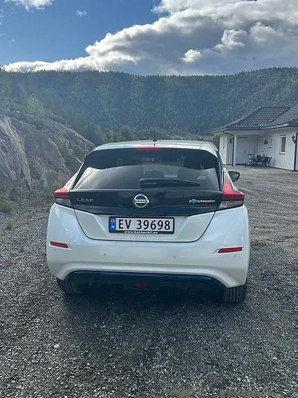 Nissan Leaf 2018 photo 4