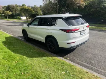 Mitsubishi Outlander 2022 photo 4