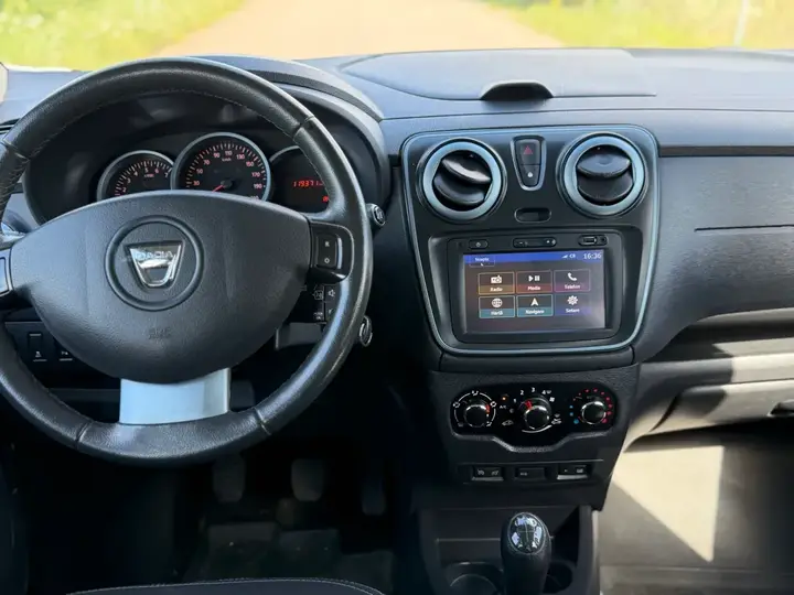 Dacia Lodgy 2016 photo 3