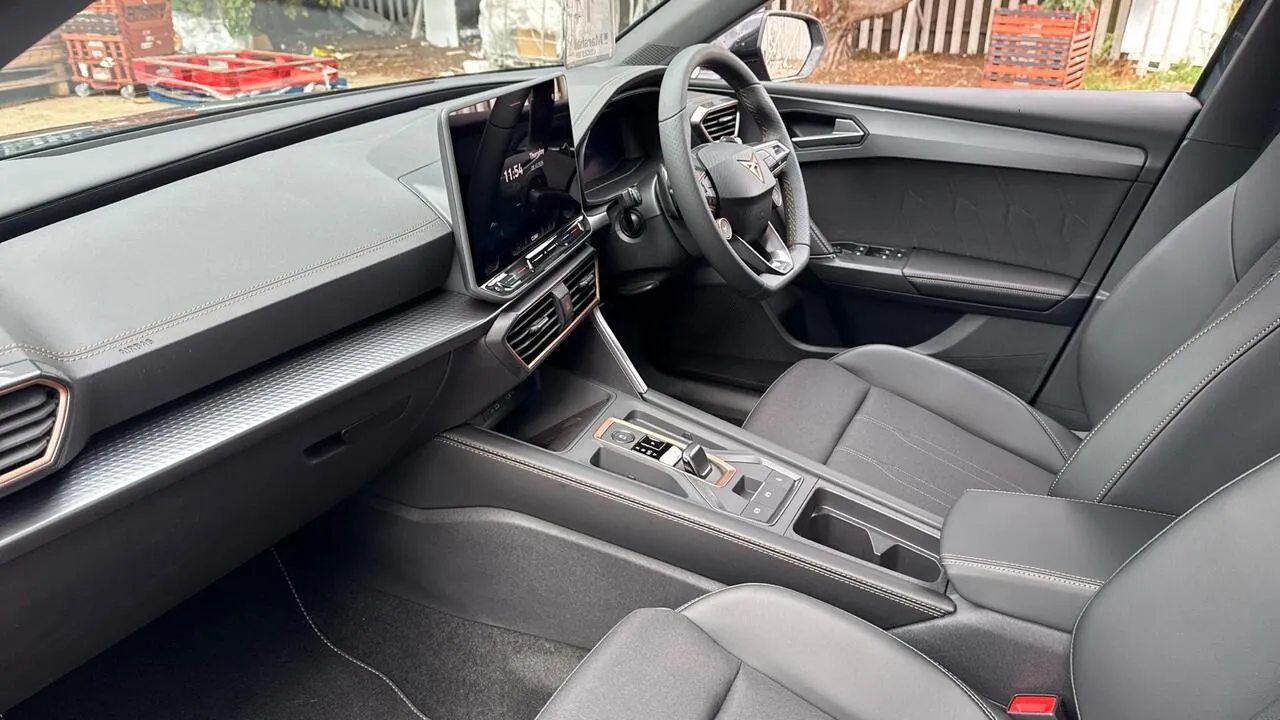 Cupra Leon 2026 photo 2