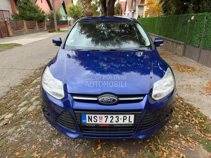 Ford Focus 2014 photo 2