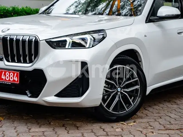 BMW X1 2025 photo 4