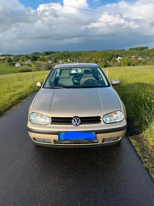 Volkswagen Golf 4
