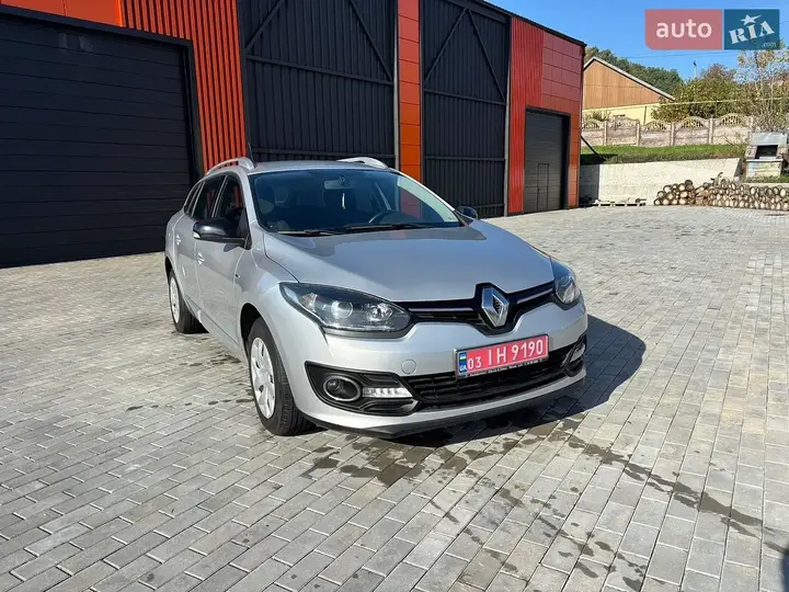 Renault Megane 2015 photo 2