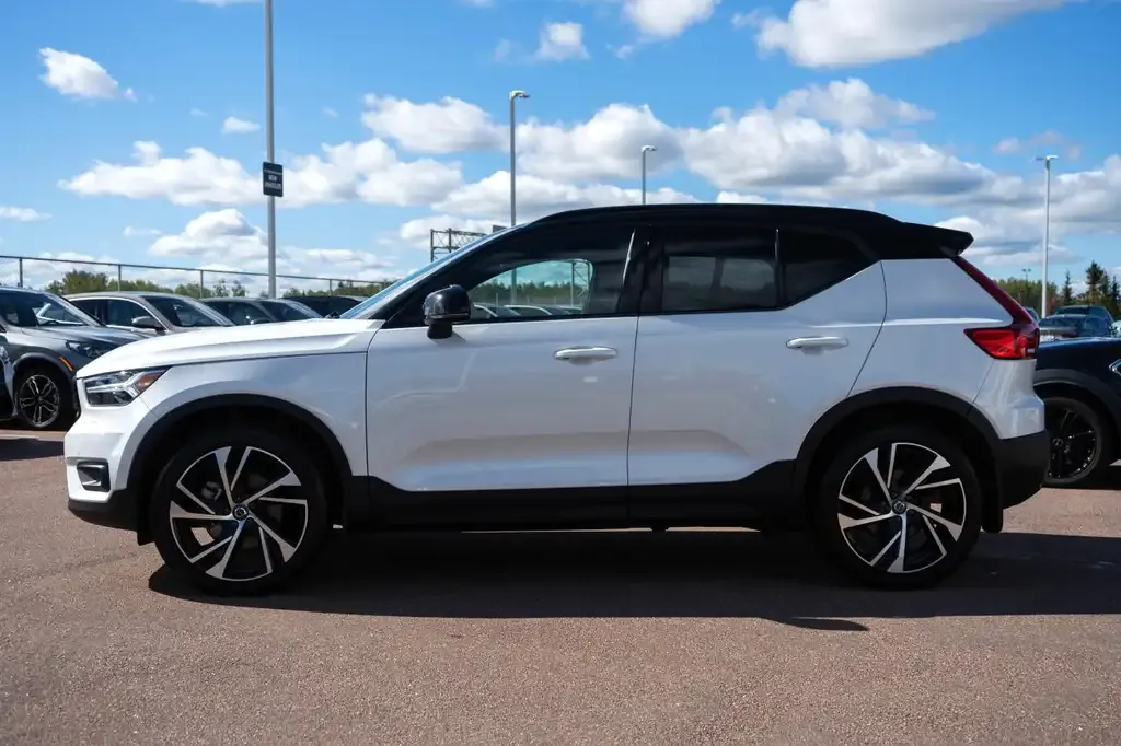 Volvo Xc40 2022 photo 4