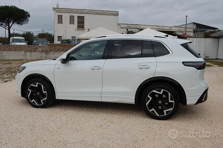 Volkswagen Tiguan 2025 photo 4