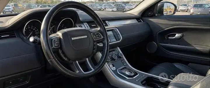 Land Rover Range Rover Evoque 2017 photo 5