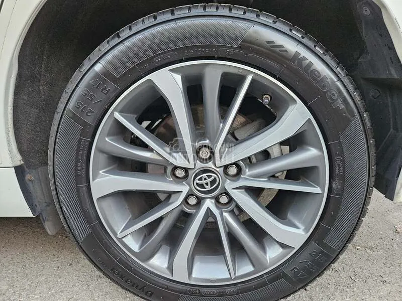 Toyota Verso 2018 photo 4