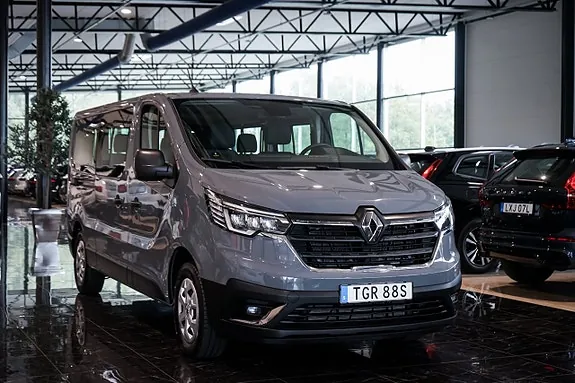 Renault Trafic 2024 photo 3
