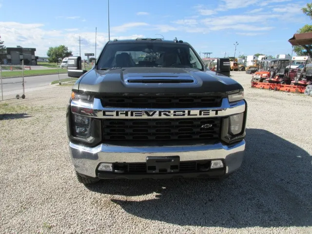Chevrolet Silverado 2500Hd 2022 photo 2