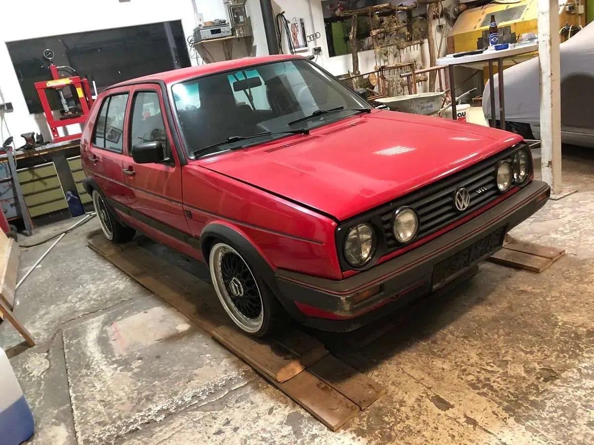 Volkswagen Golf Gti 1990 photo 2