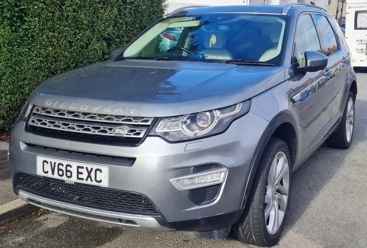 Land Rover Discovery Sport 2016 photo 2