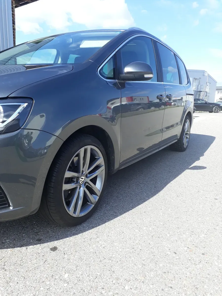Seat Alhambra 2015 photo 2