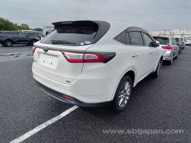 Toyota Harrier 2019 photo 4