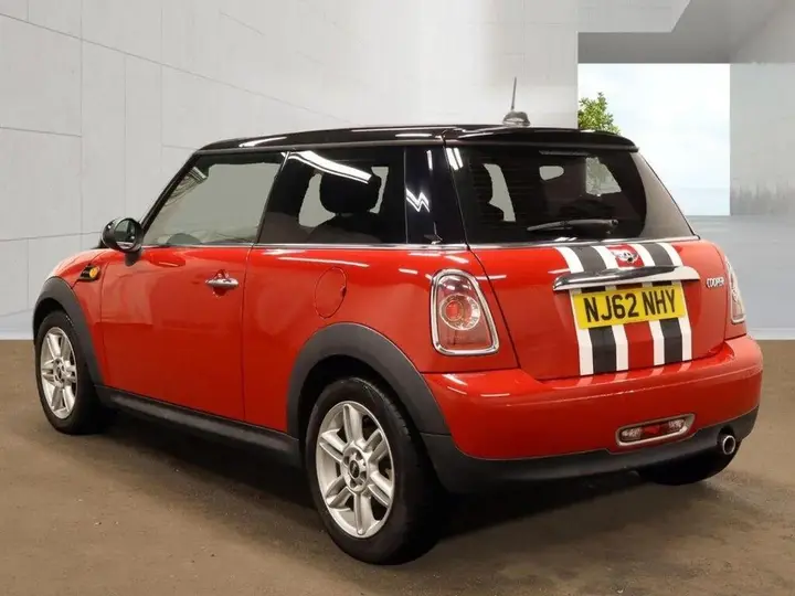 Mini Cooper 2012 photo 3