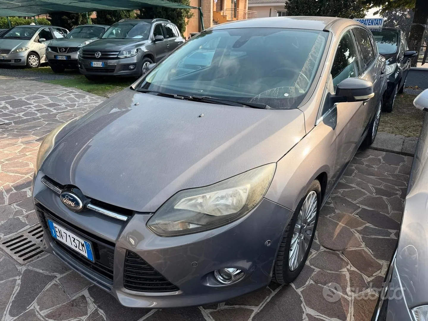 Ford Focus 2012 photo 2