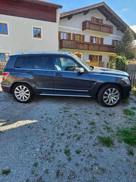 Mercedes-Benz Glk Class 2010 photo 2
