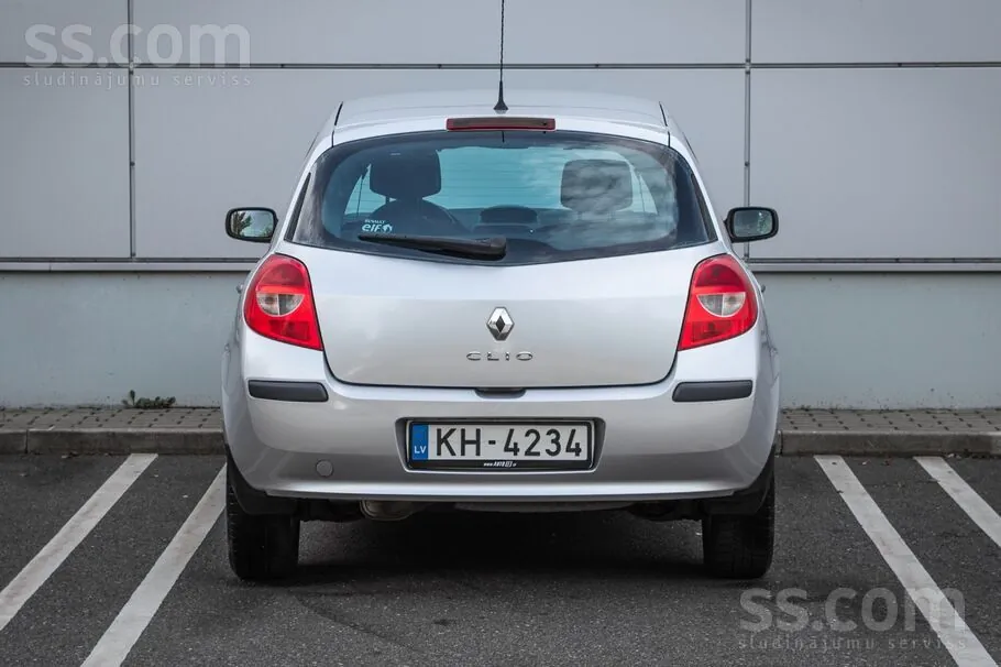 Renault Clio 2007 photo 5