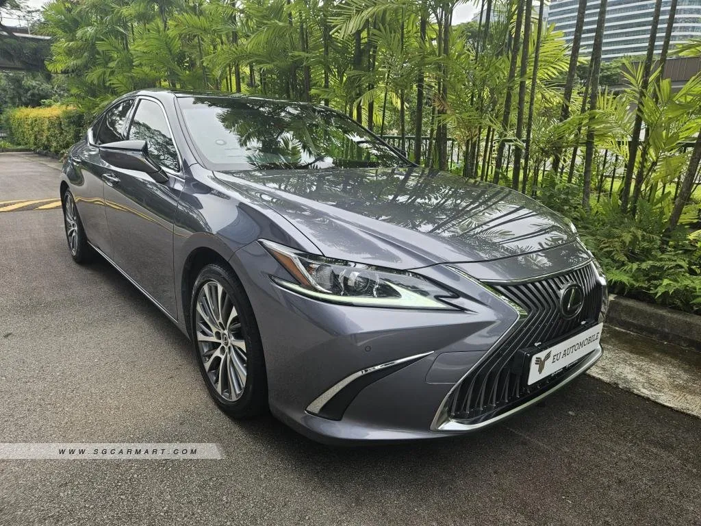 Lexus Es250
