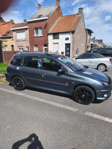 Peugeot 206