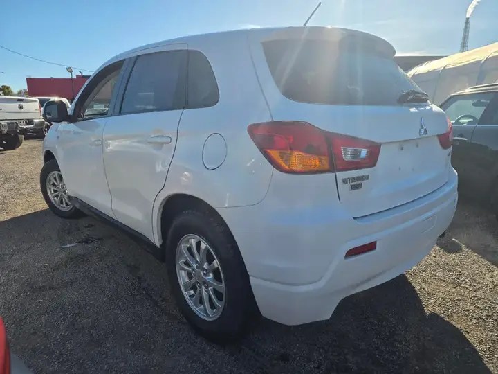 Mitsubishi Rvr 2011 photo 5