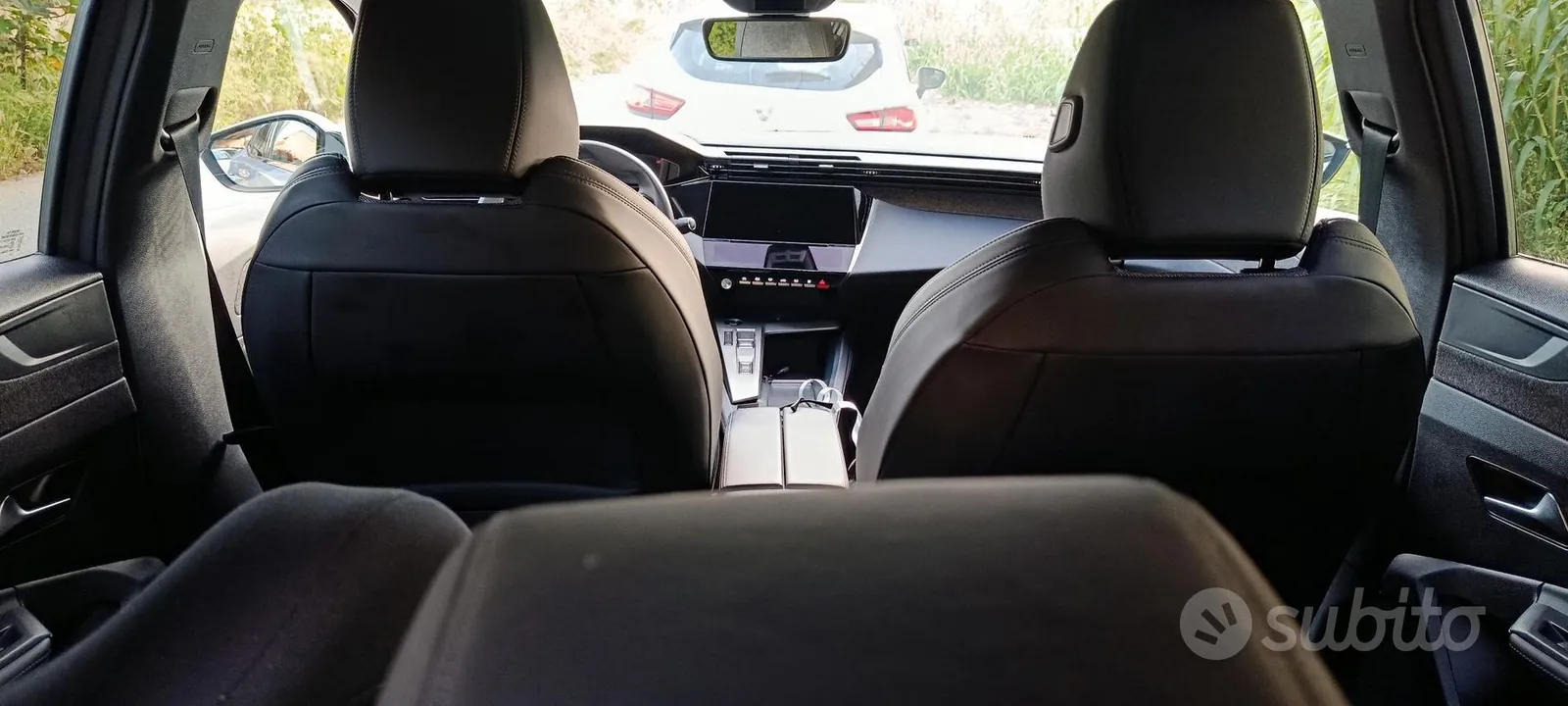 Peugeot 408 2023 photo 4