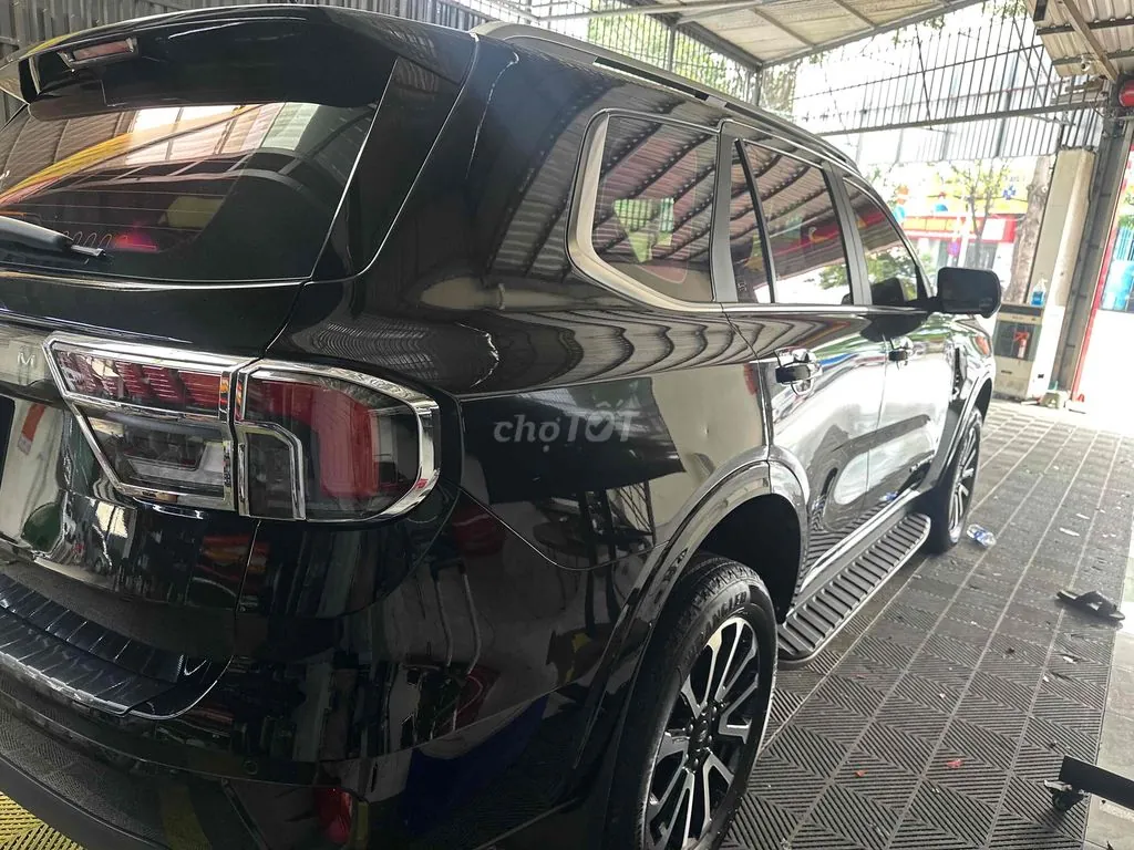 Ford Everest 2025 photo 2