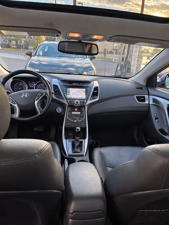 Hyundai Elantra 2015 photo 5