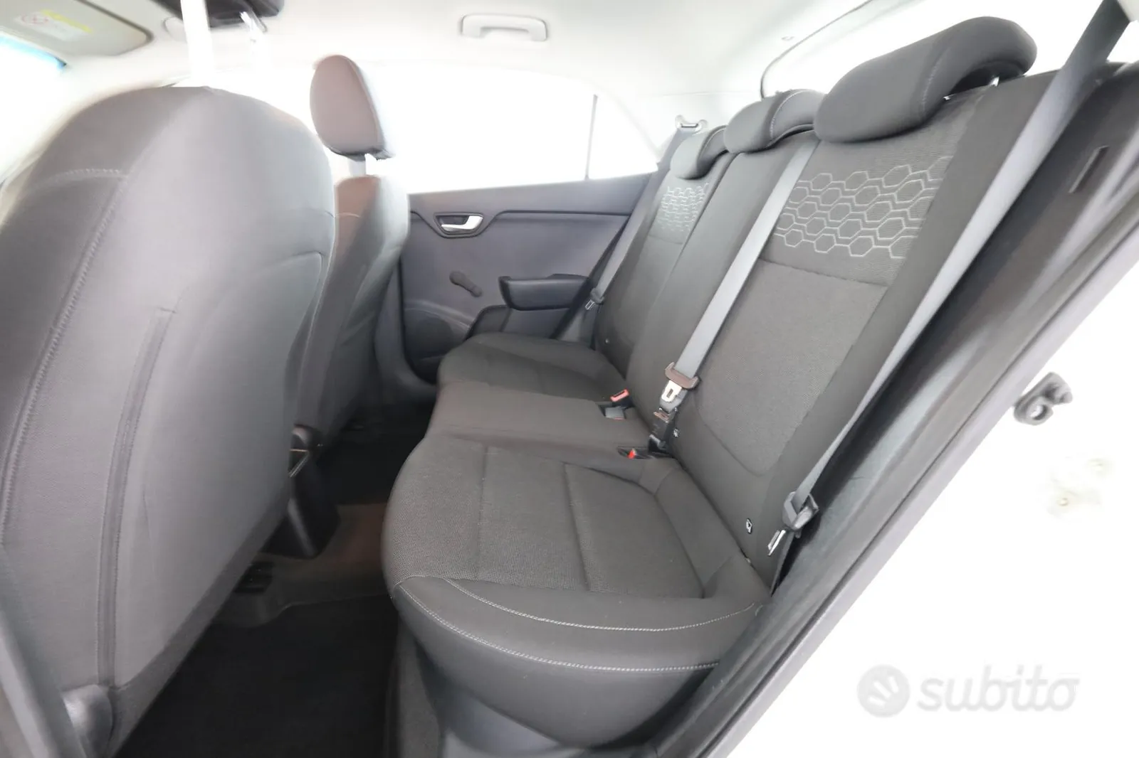 Kia Rio 2017 photo 3