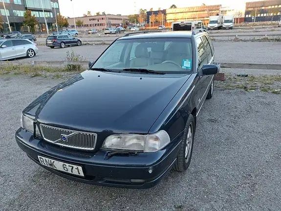 Volvo V70 2000 photo 3