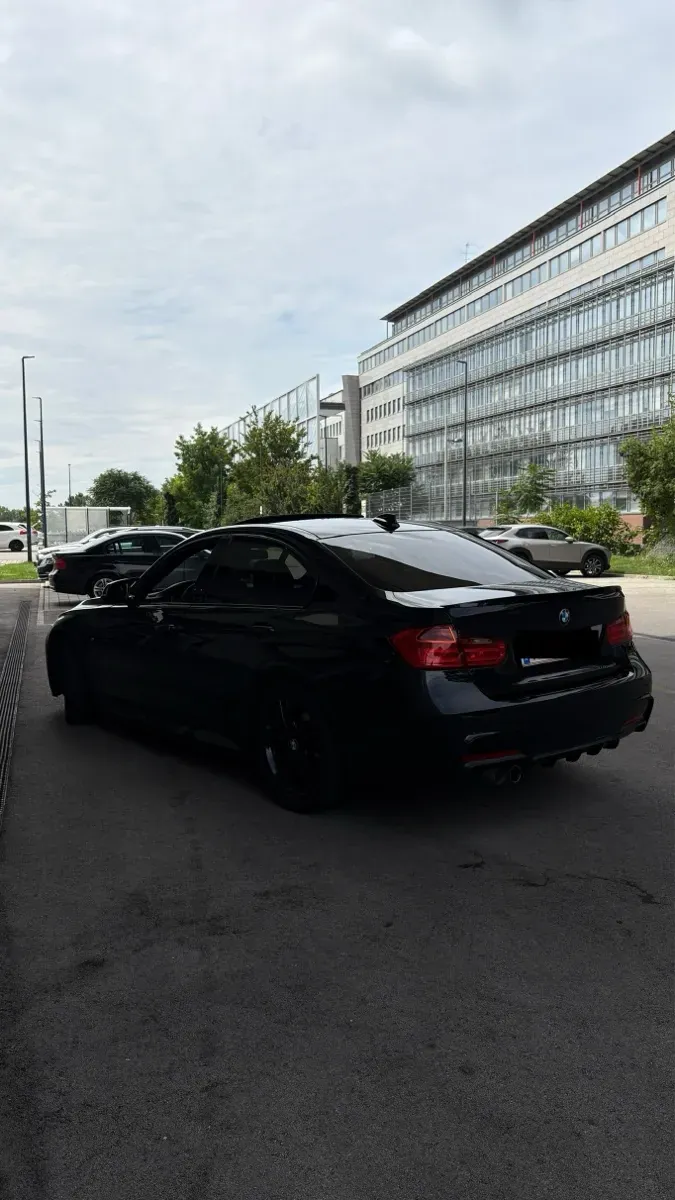 BMW 3 Series 2015 photo 2
