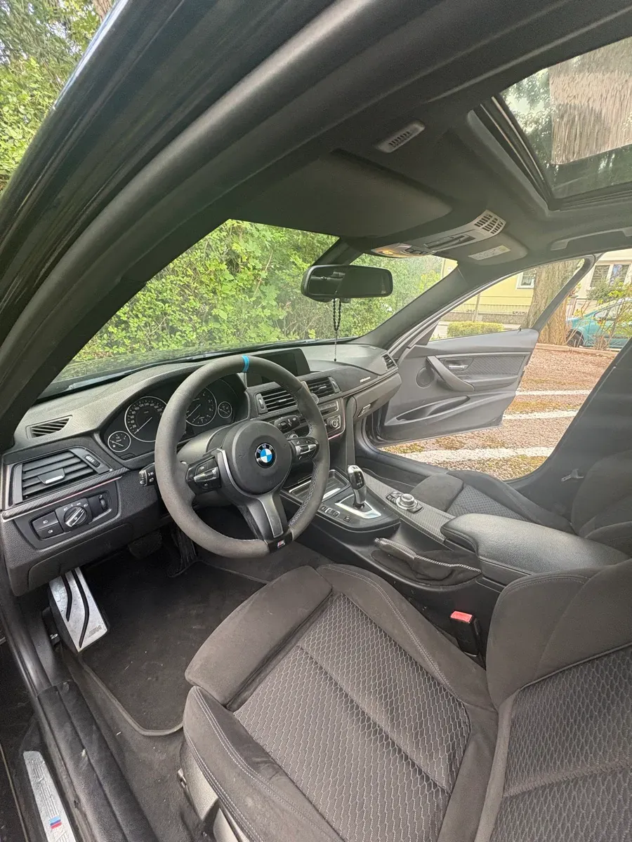 BMW 3 Series 2015 photo 3