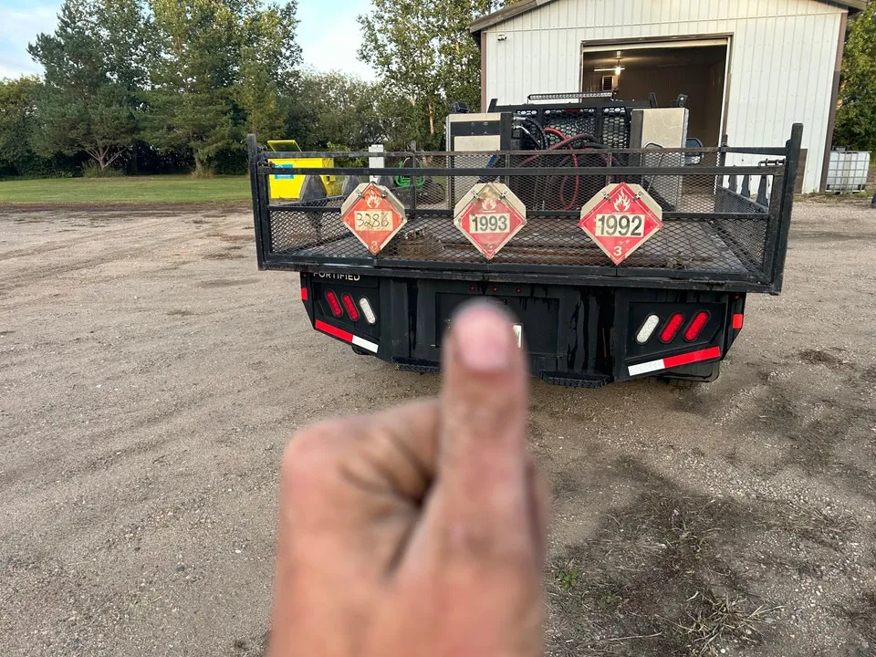 Ford F-550 2023 photo 4