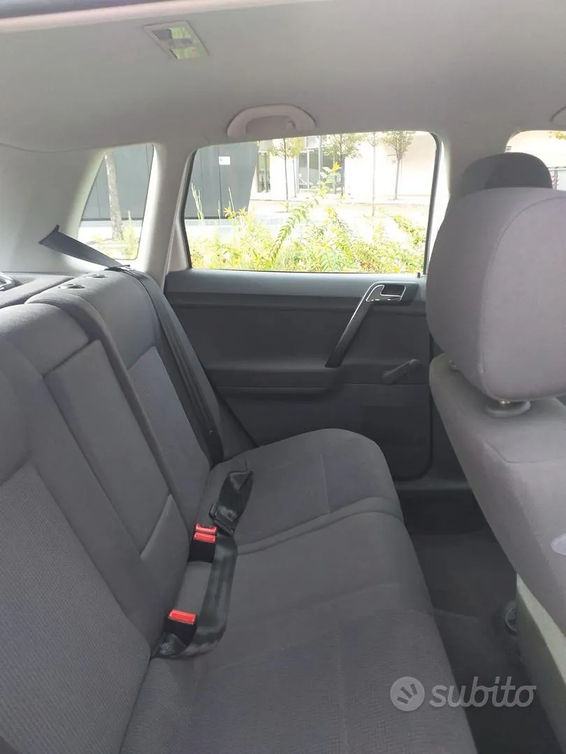 Volkswagen Polo 2002 photo 4