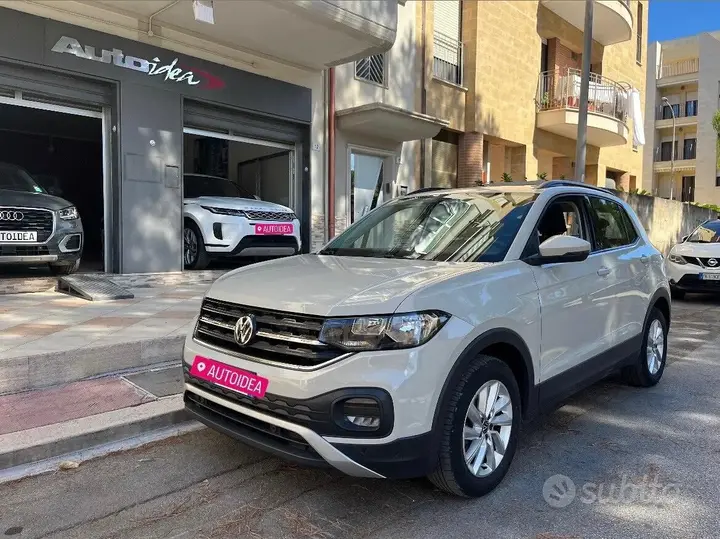 Volkswagen T-Cross 2023 photo 2