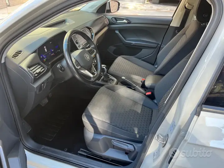 Volkswagen T-Cross 2023 photo 4