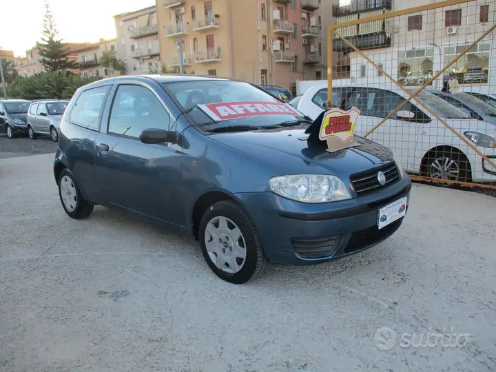 Fiat Punto 2004 photo 2