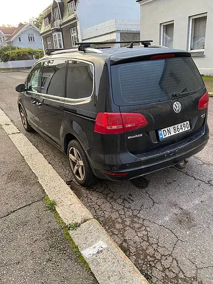 Volkswagen Sharan 2012 photo 3