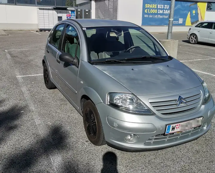 Citroen C3 2002 photo 2